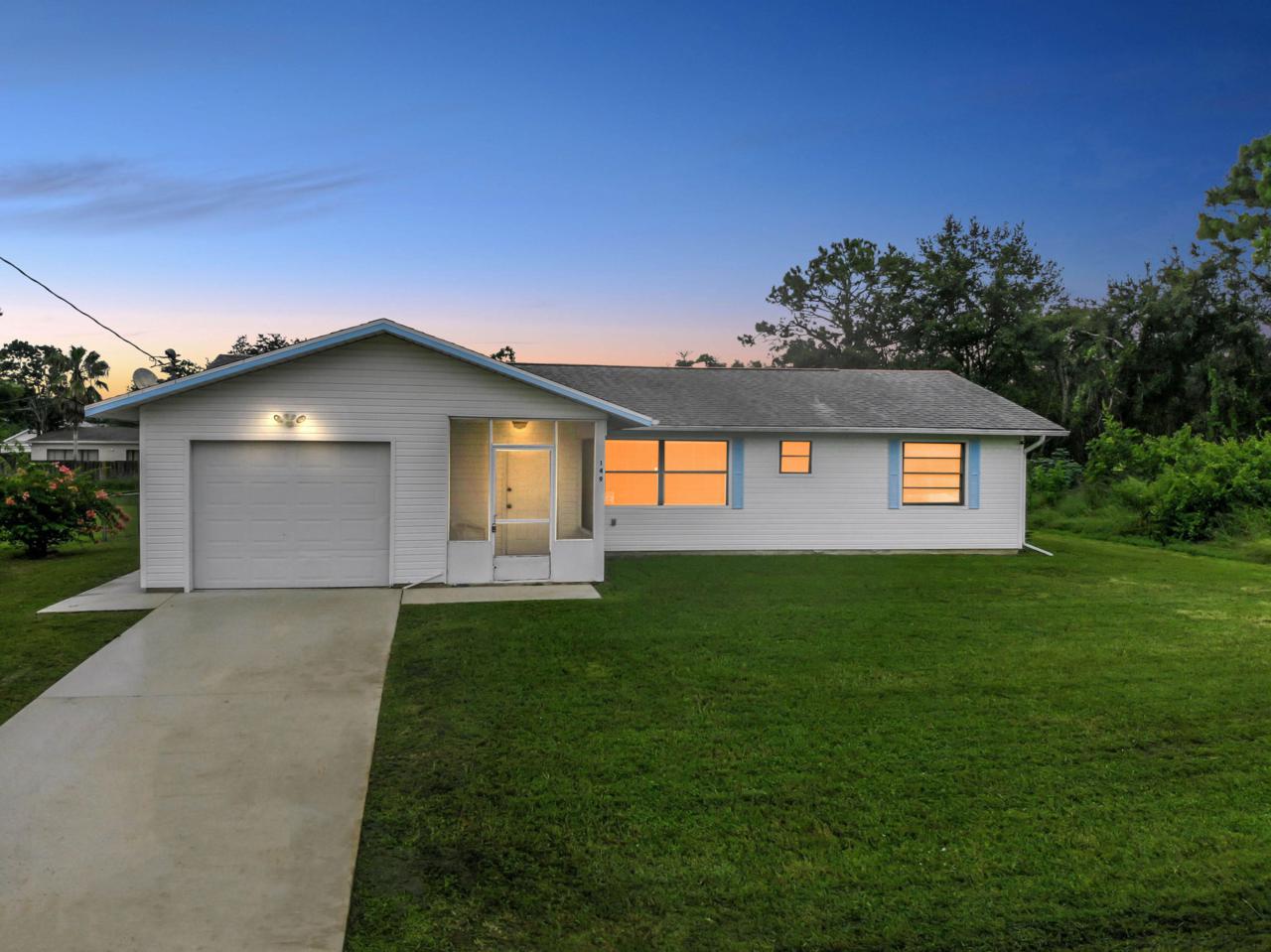 149 Hibiscus Street - Photo 1
