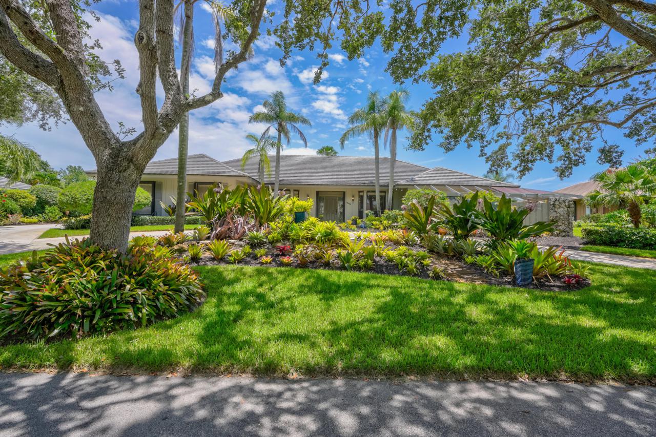 18468 Heritage Drive - Photo 1