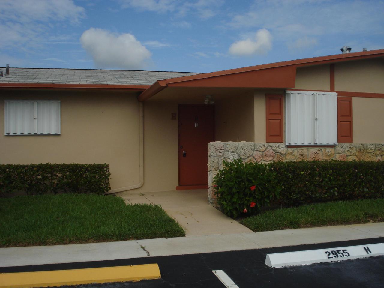 2955 Crosley - Photo 1
