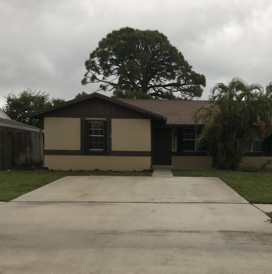 4654 Arthur Street - Photo 1