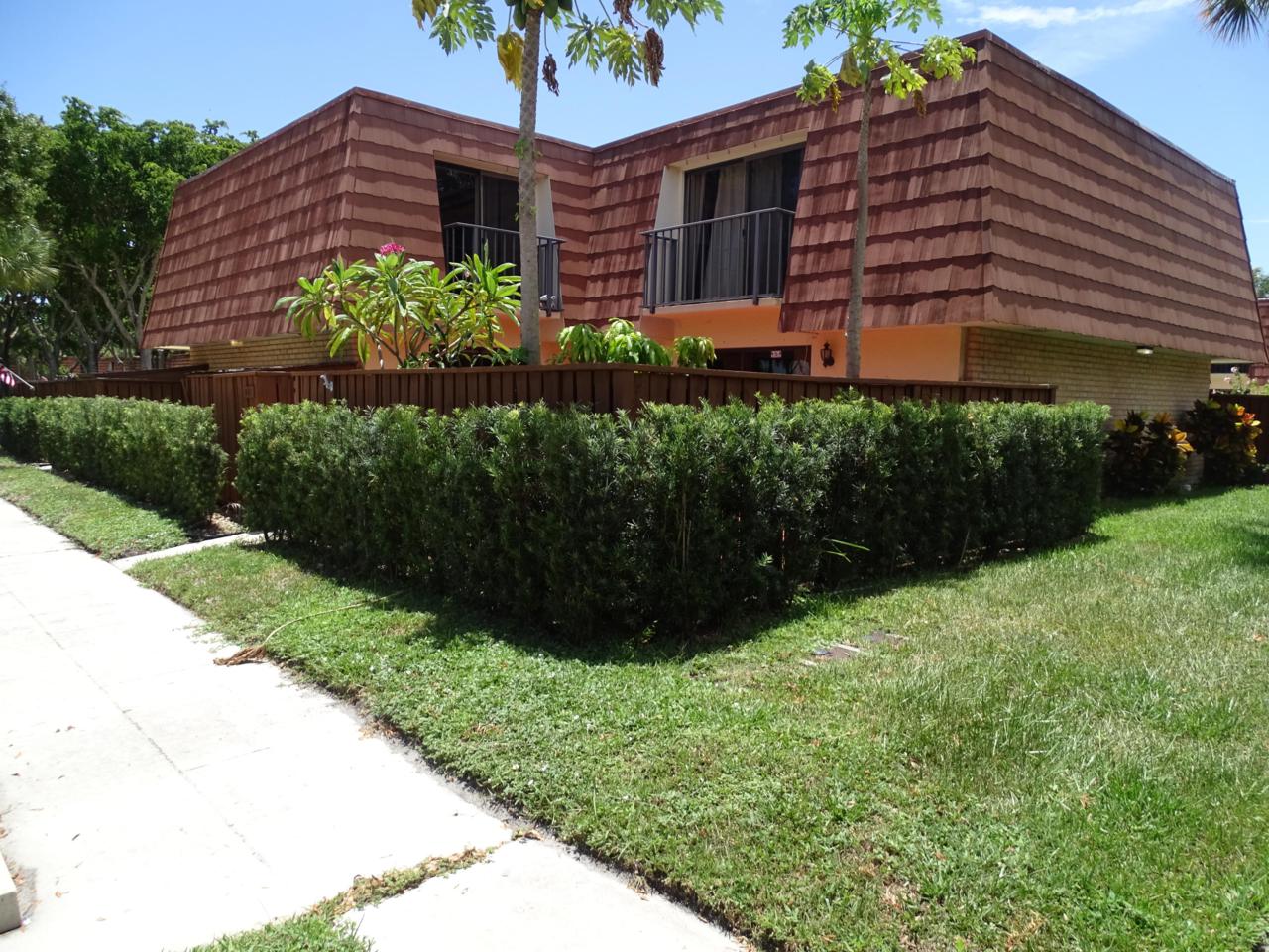 601 Buttonwood Lane - Photo 1