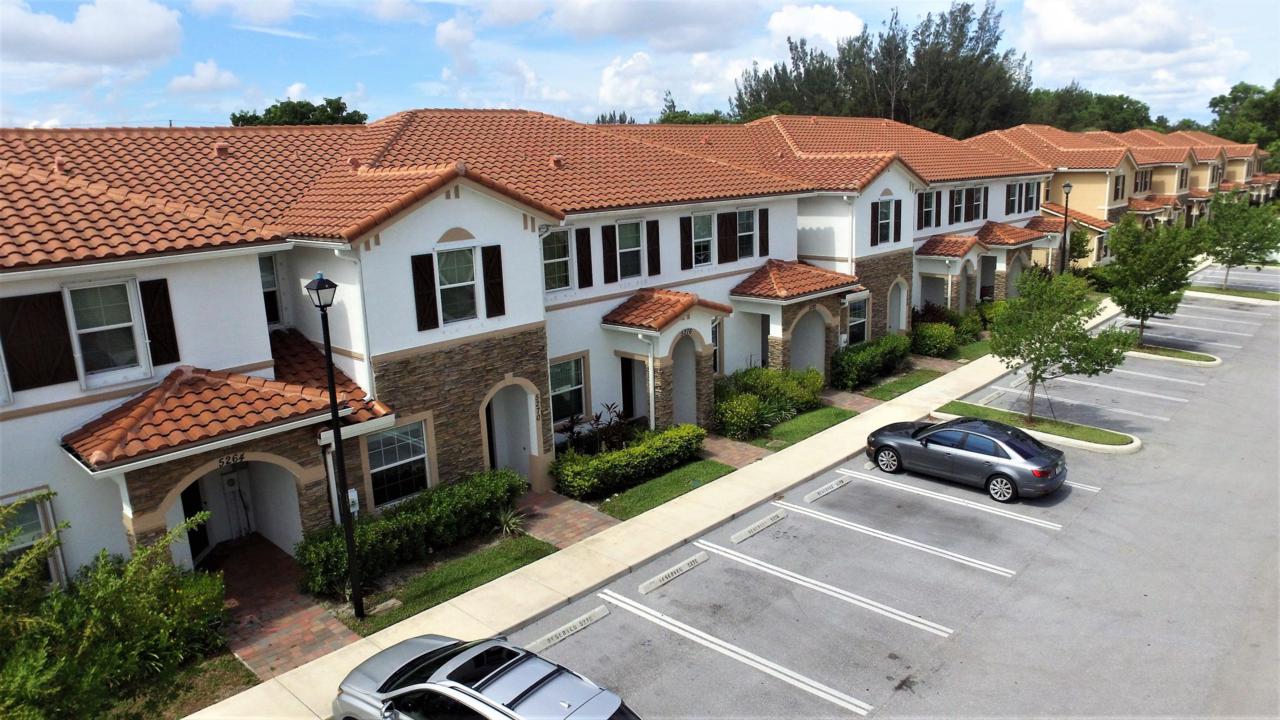 5258 Ashley River Road - Photo 1