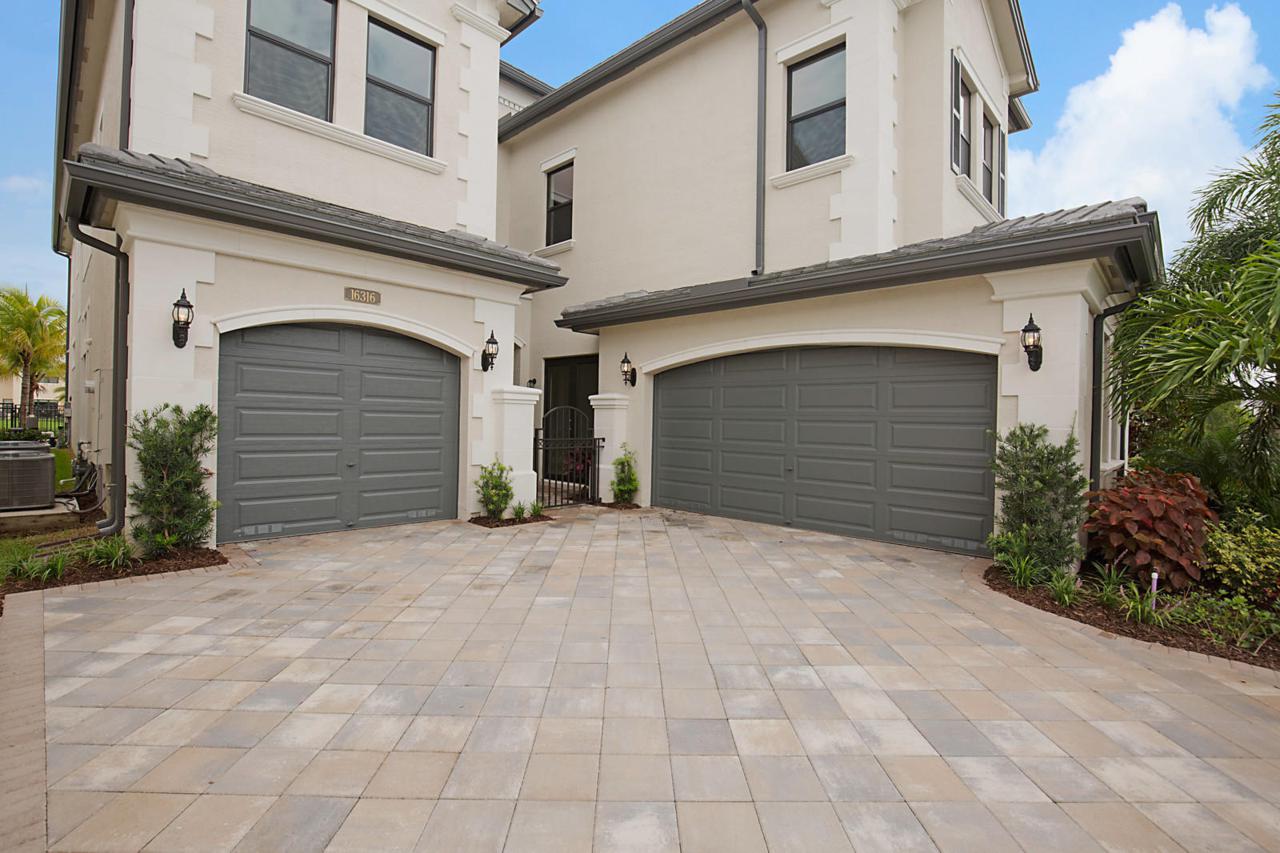 16316 Cabernet Drive - Photo 1