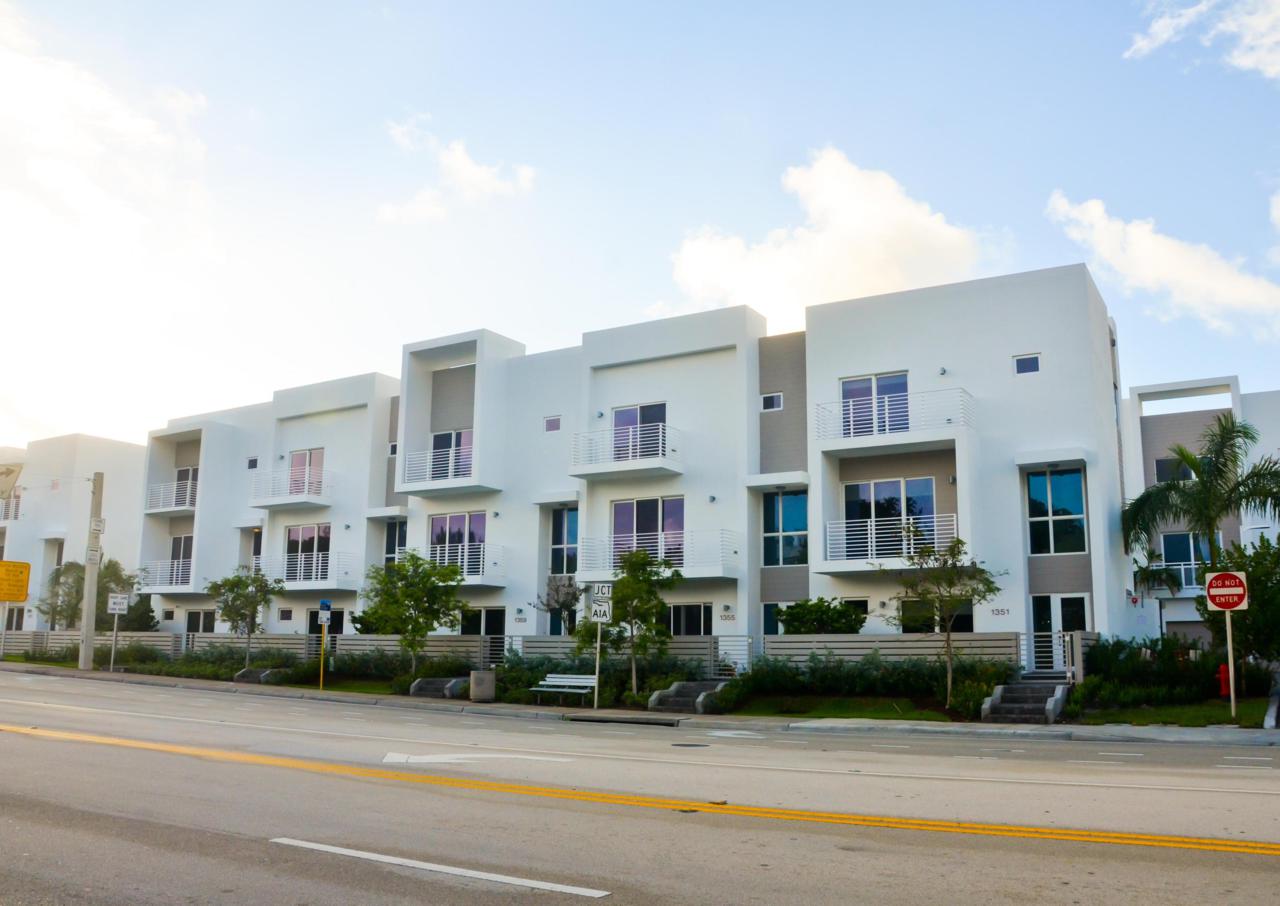 1323 Ocean Boulevard - Photo 1