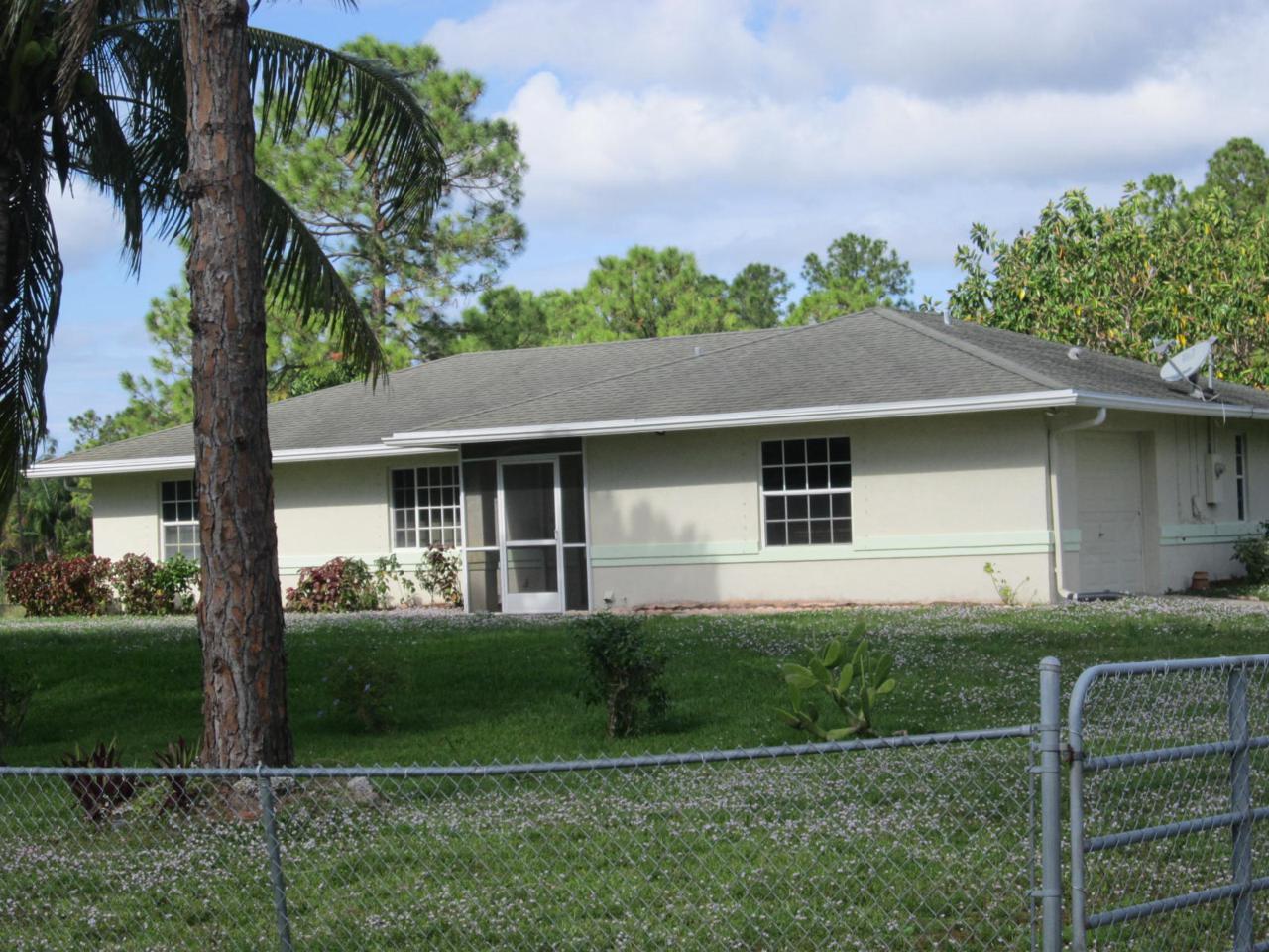 Address Not Published - Photo 1