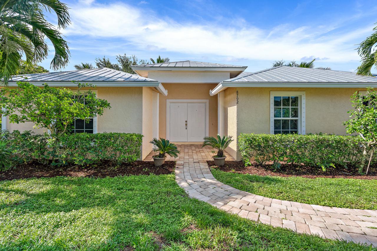 8792 Duncan Street - Photo 1