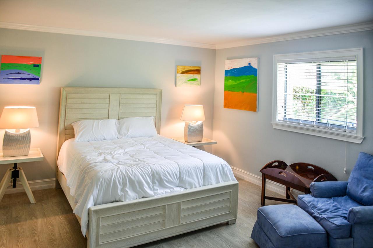 131 Shore Court - Photo 1