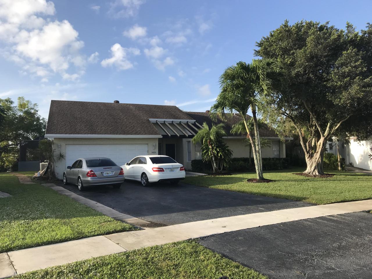 9459 Burlington Place - Photo 1