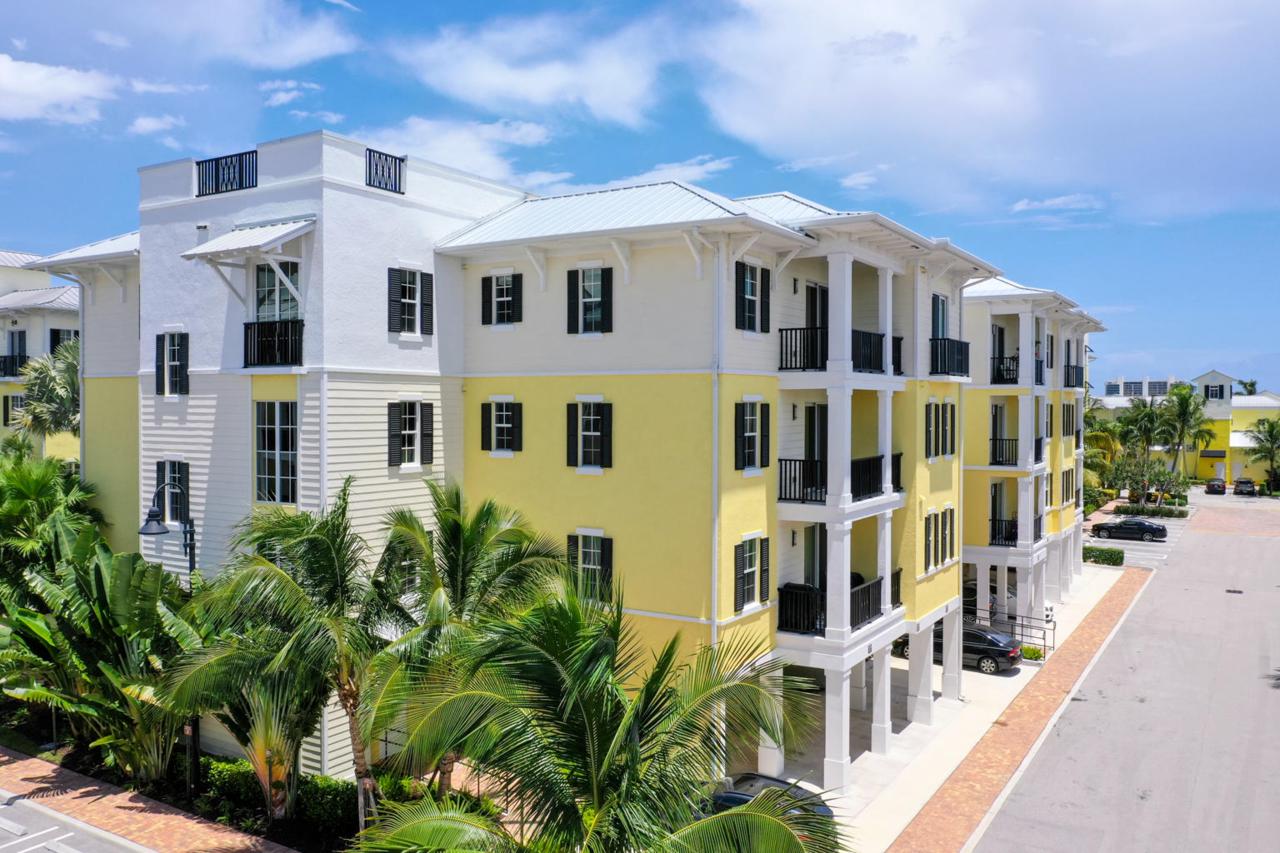 225 Latitude Circle - Photo 1