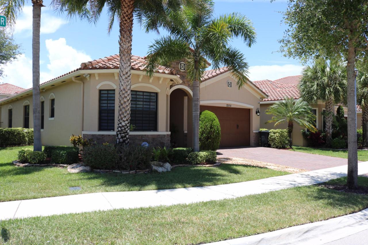 7275 112 Ter Terrace - Photo 1