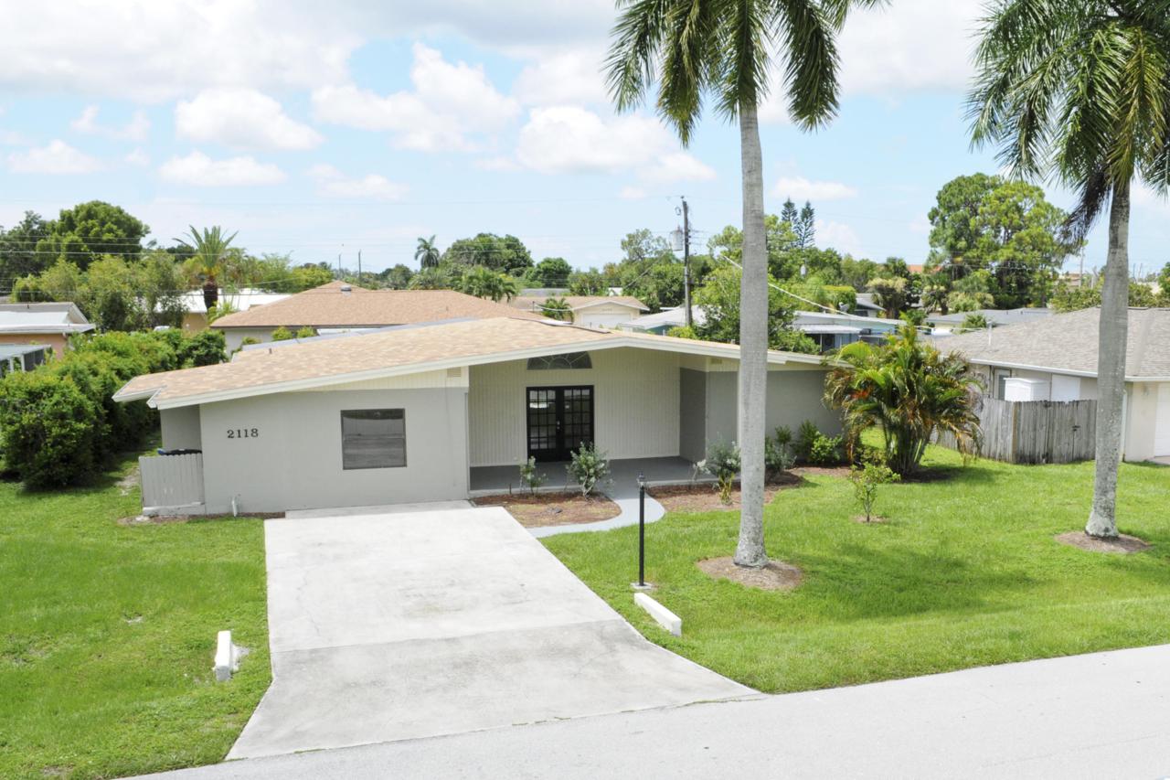 2118 Flora Avenue - Photo 1
