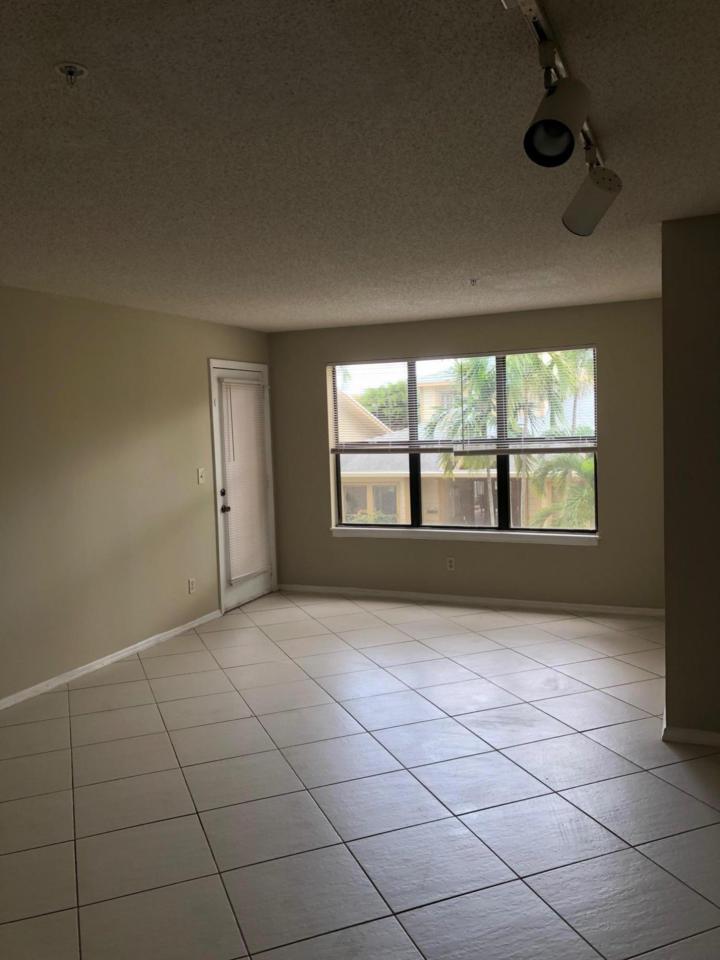 2307 Congress Avenue - Photo 1