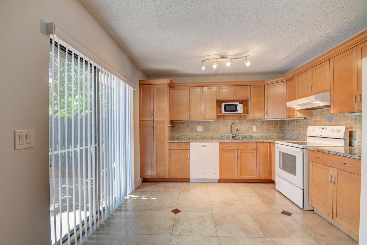 2095 White Pine Circle - Photo 1