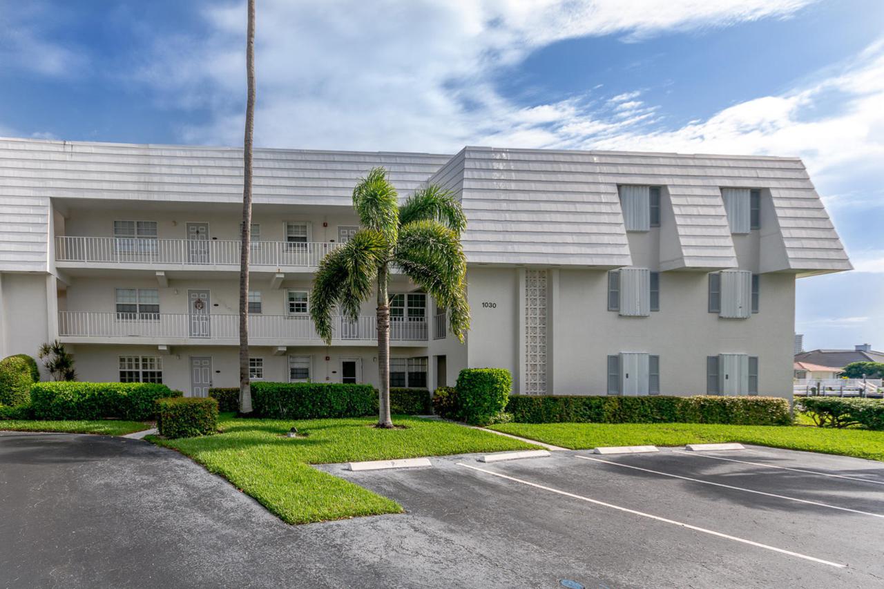 1030 Sugar Sands Boulevard - Photo 1
