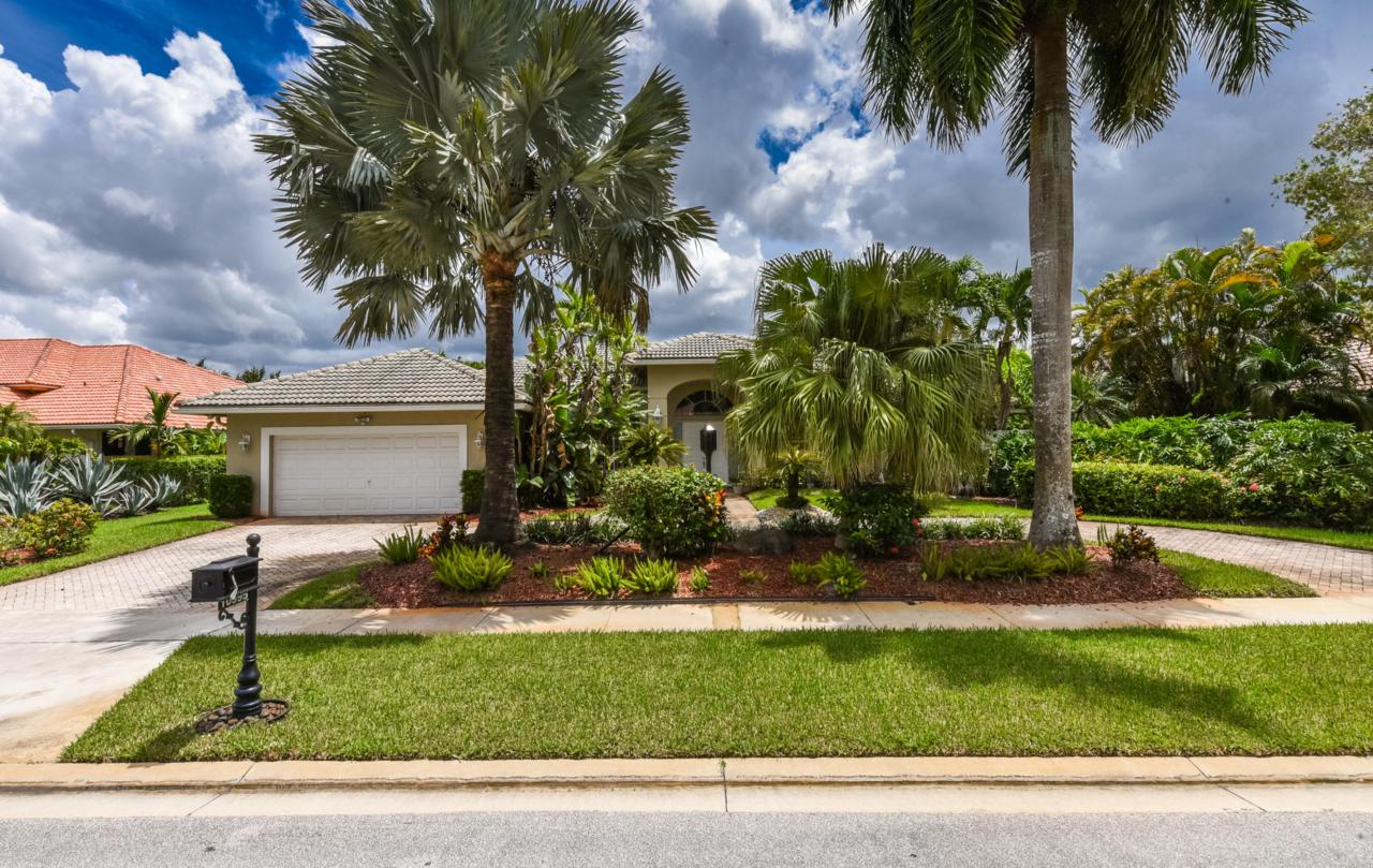 10595 Stonebridge Boulevard - Photo 1
