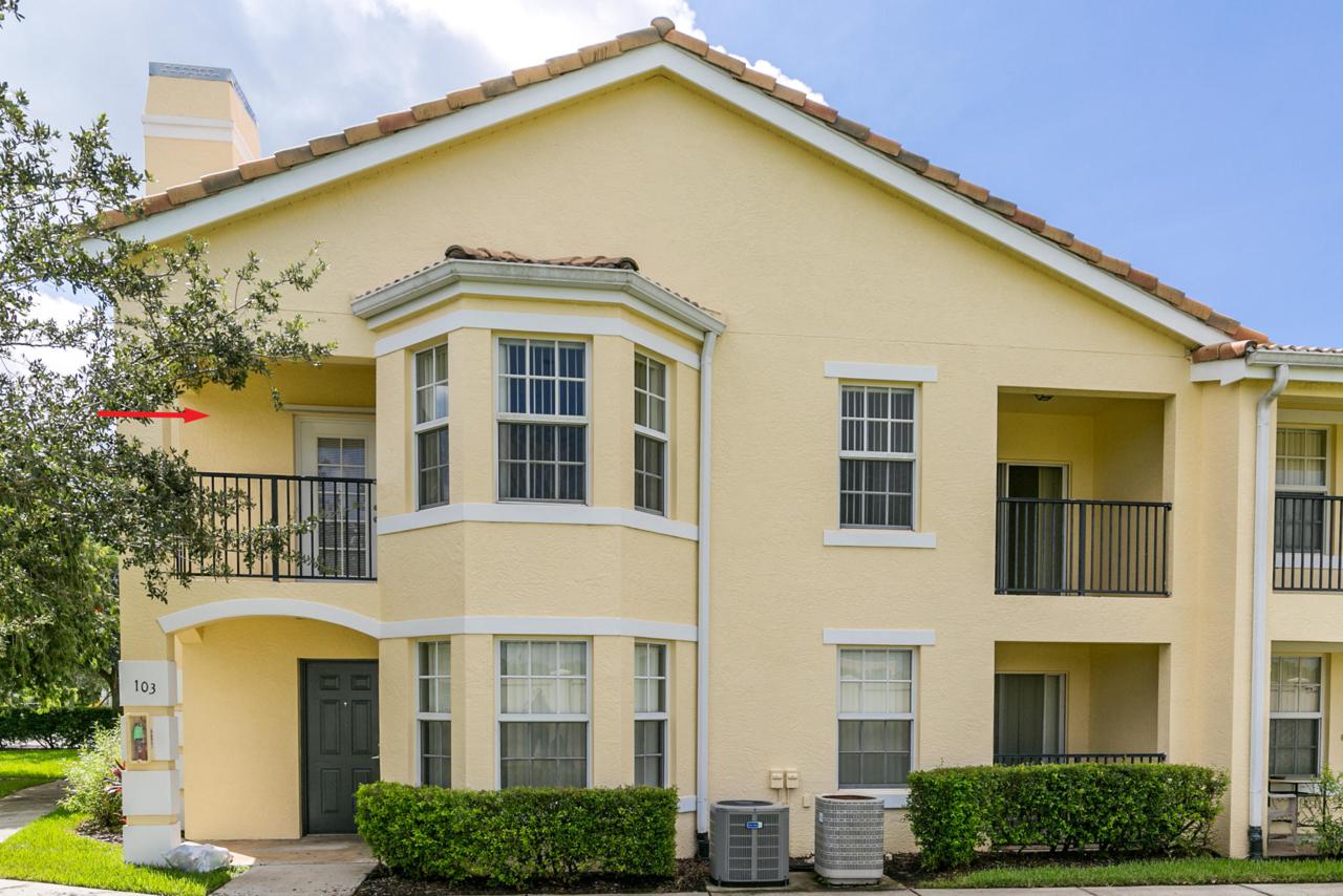 158 Peacock Boulevard - Photo 1