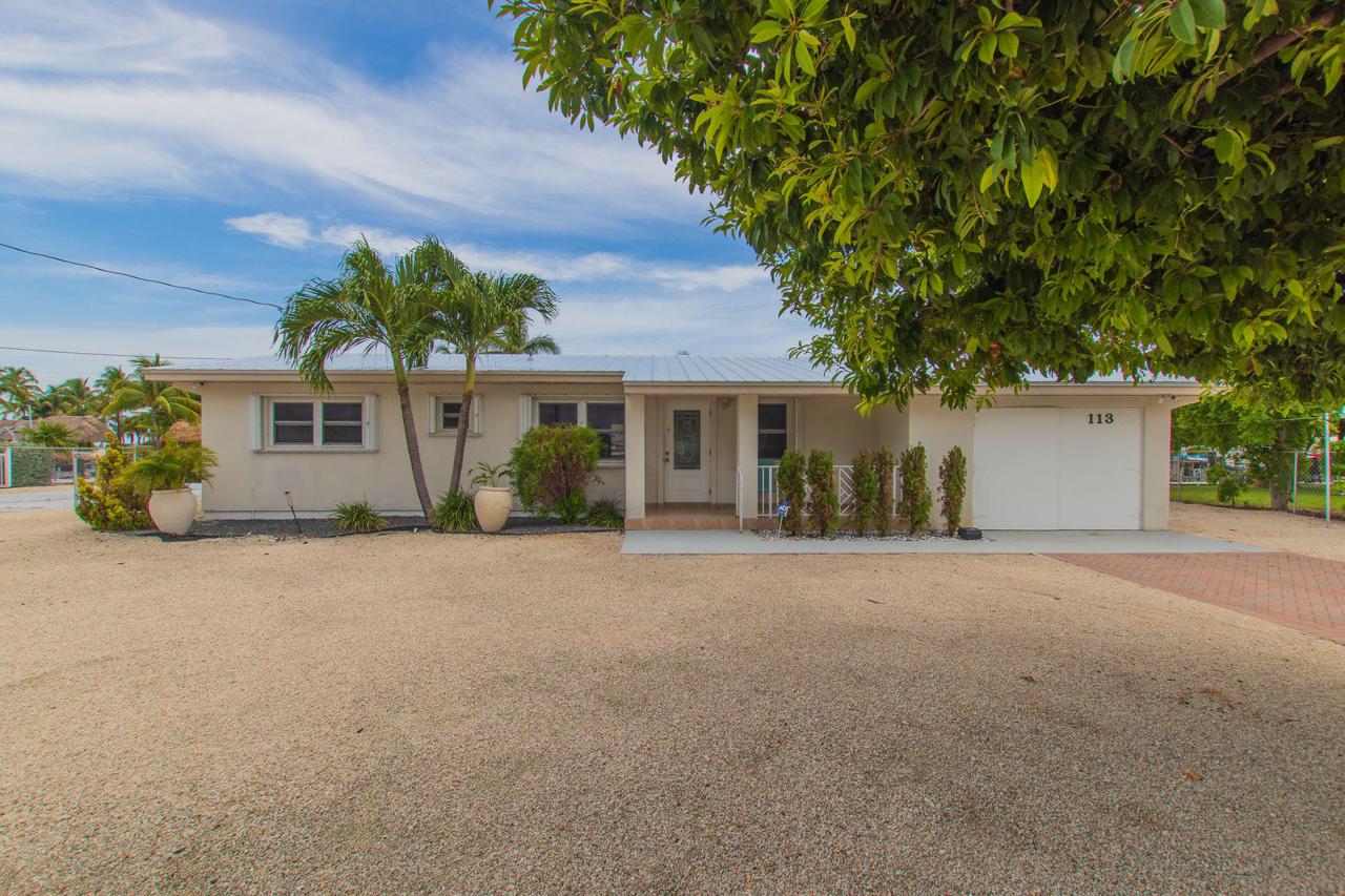 113 Iroquois Drive - Photo 1
