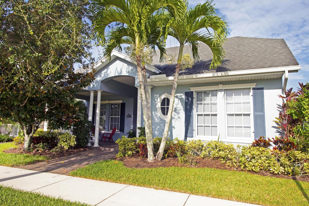 10551 West Park Avenue - Photo 1