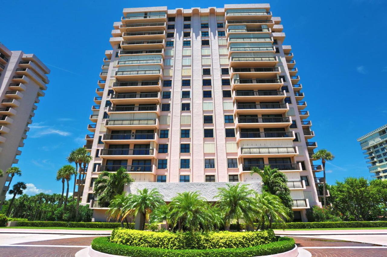 2003 Ocean Boulevard - Photo 1