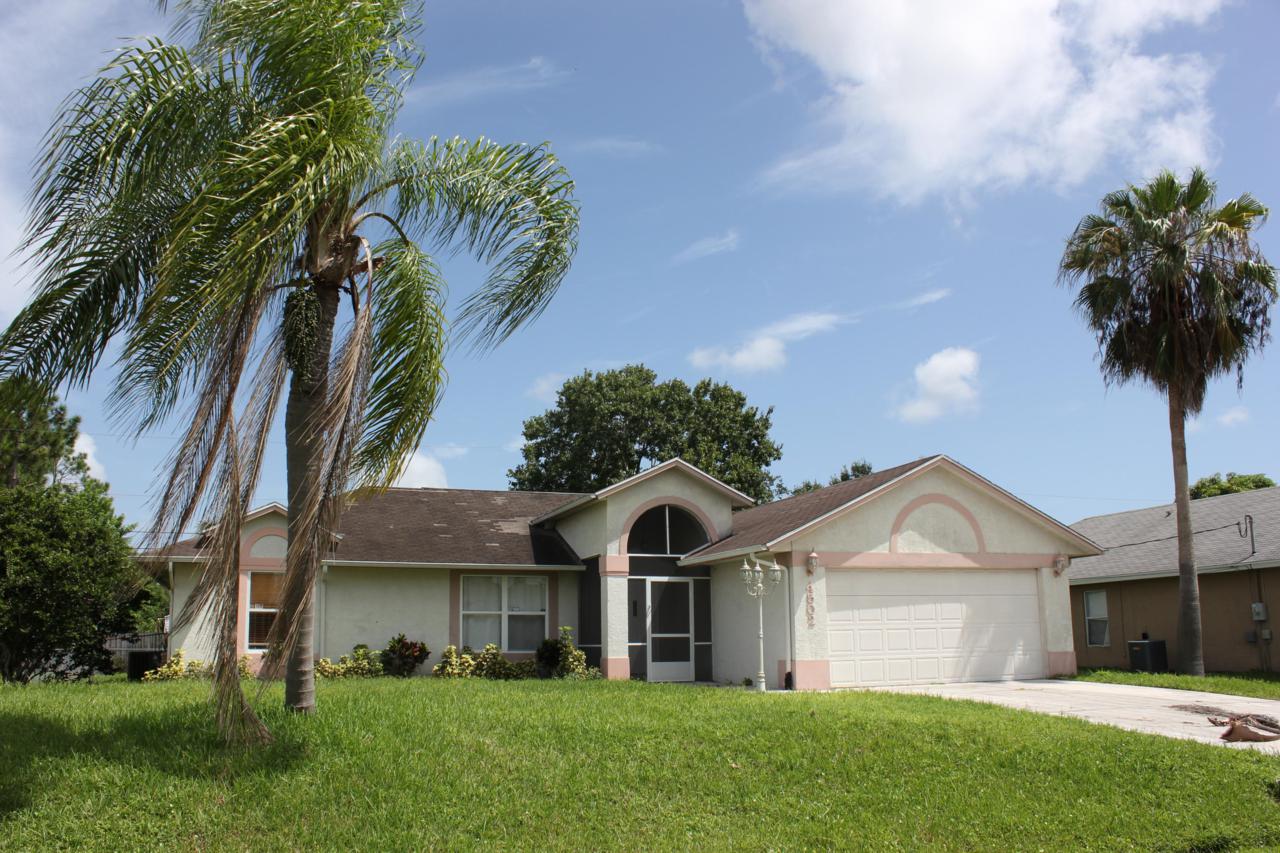 4502 Alsace Avenue - Photo 1