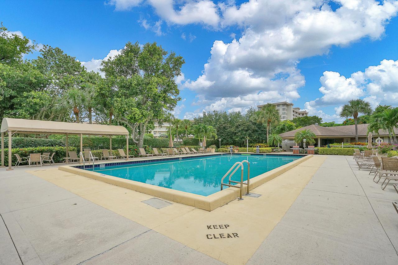 3520 Oaks Way - Photo 1