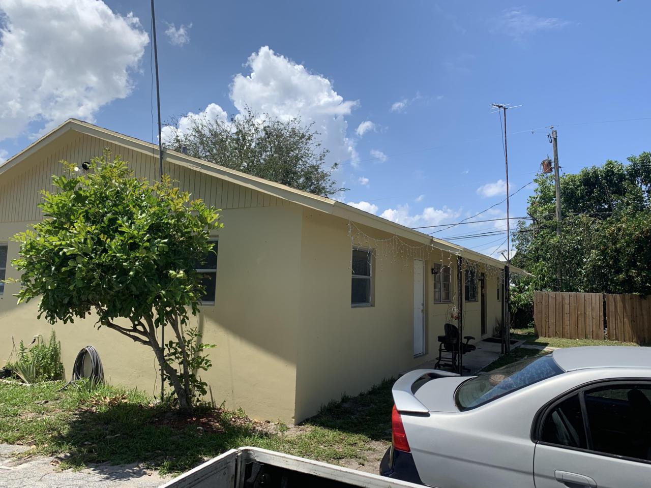 4805 Carver Street - Photo 1