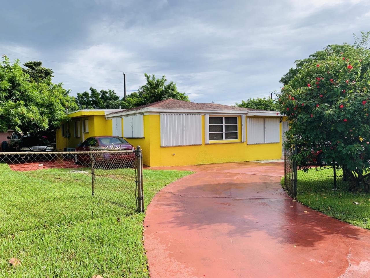 205 6th Avenue - Photo 1