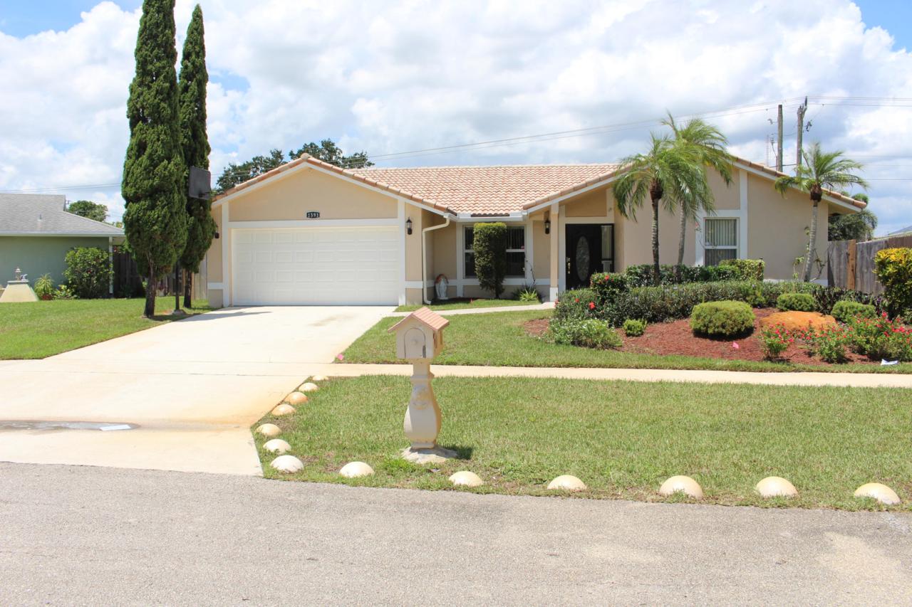 1391 Wyndcliff Drive - Photo 1