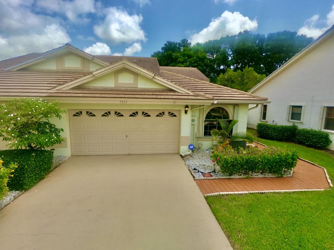 4835 Brighton Lakes Boulevard - Photo 1