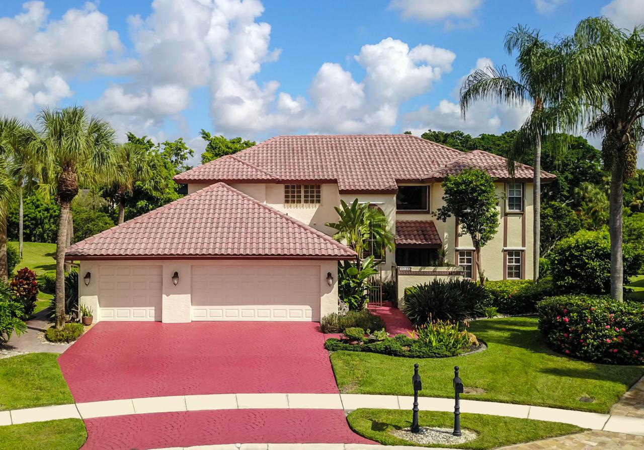 23102 L Ermitage Circle - Photo 1