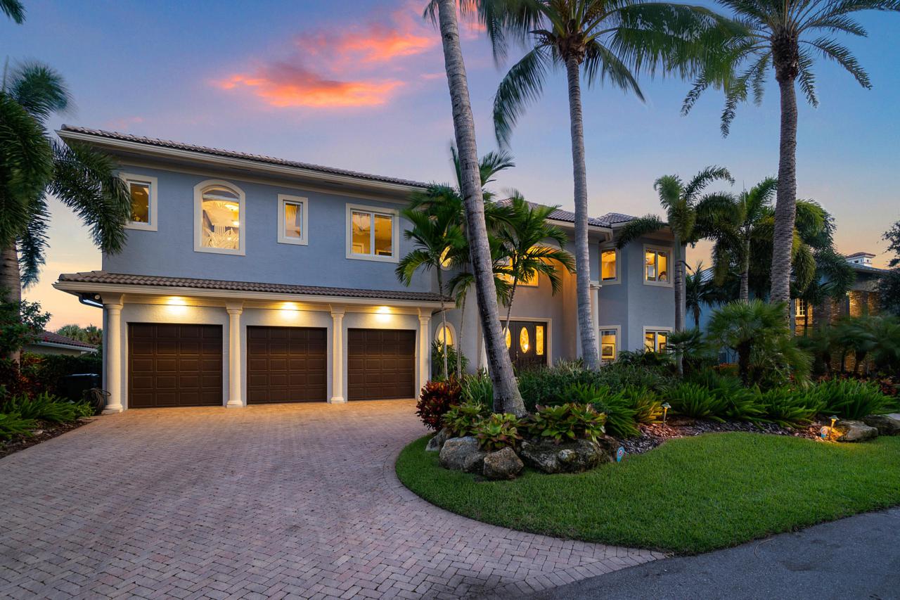 928 Iris Drive - Photo 1