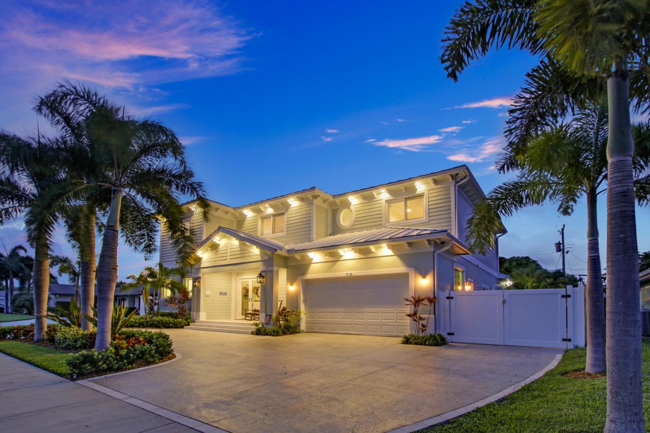 713 Sandpiper Way - Photo 1
