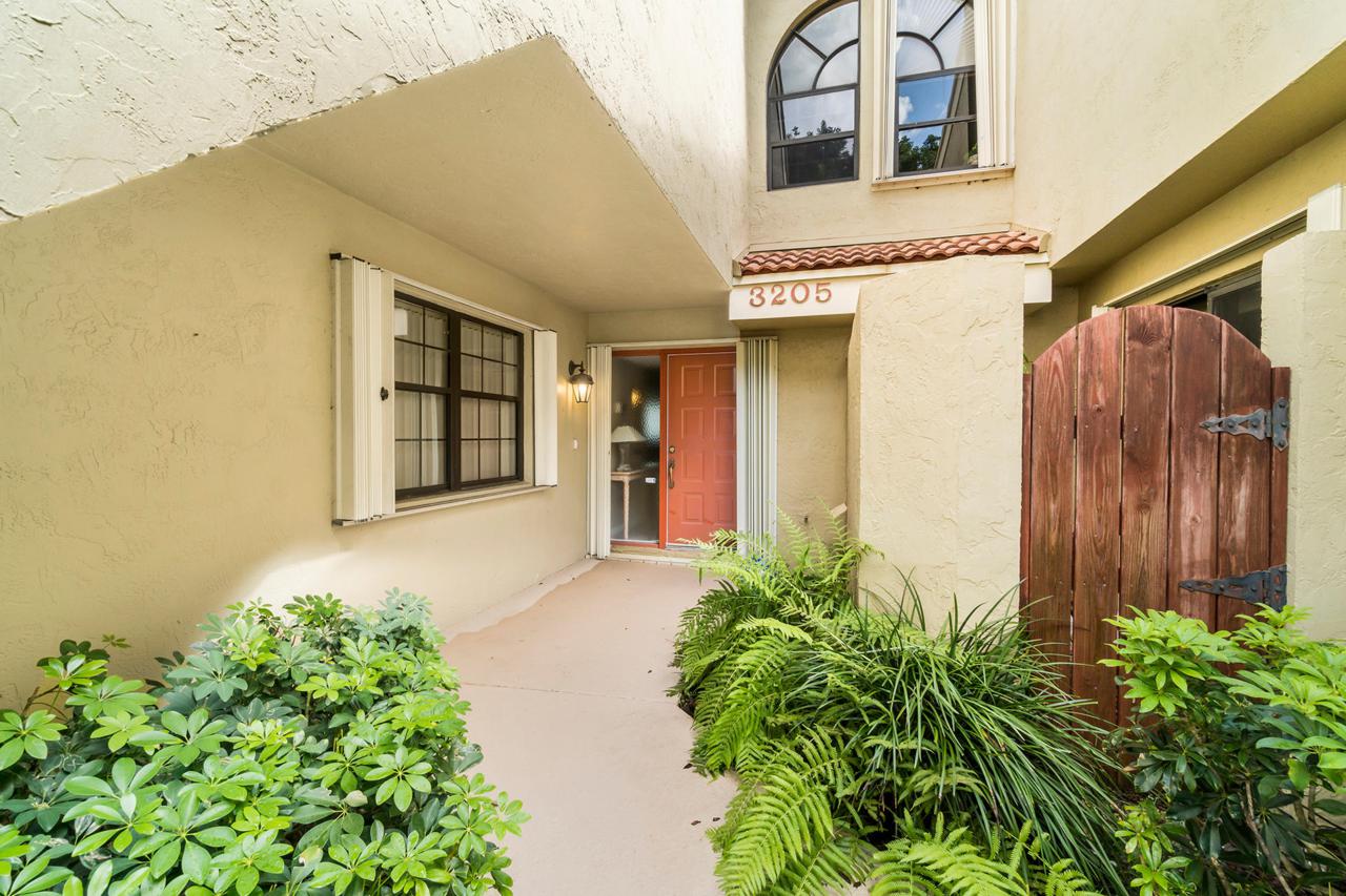 3205 Black Oak Court - Photo 1