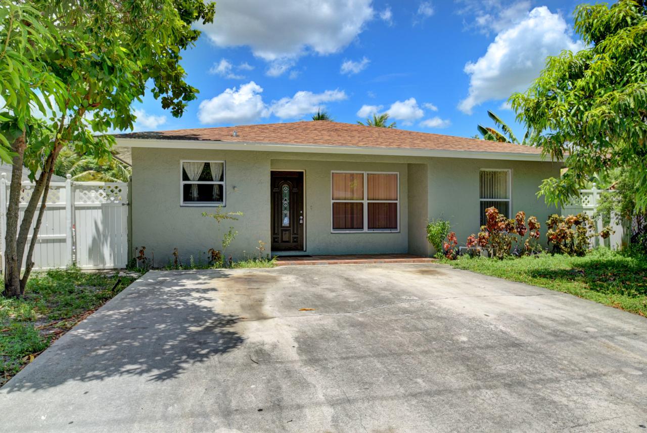 312 1st Avenue - Photo 1