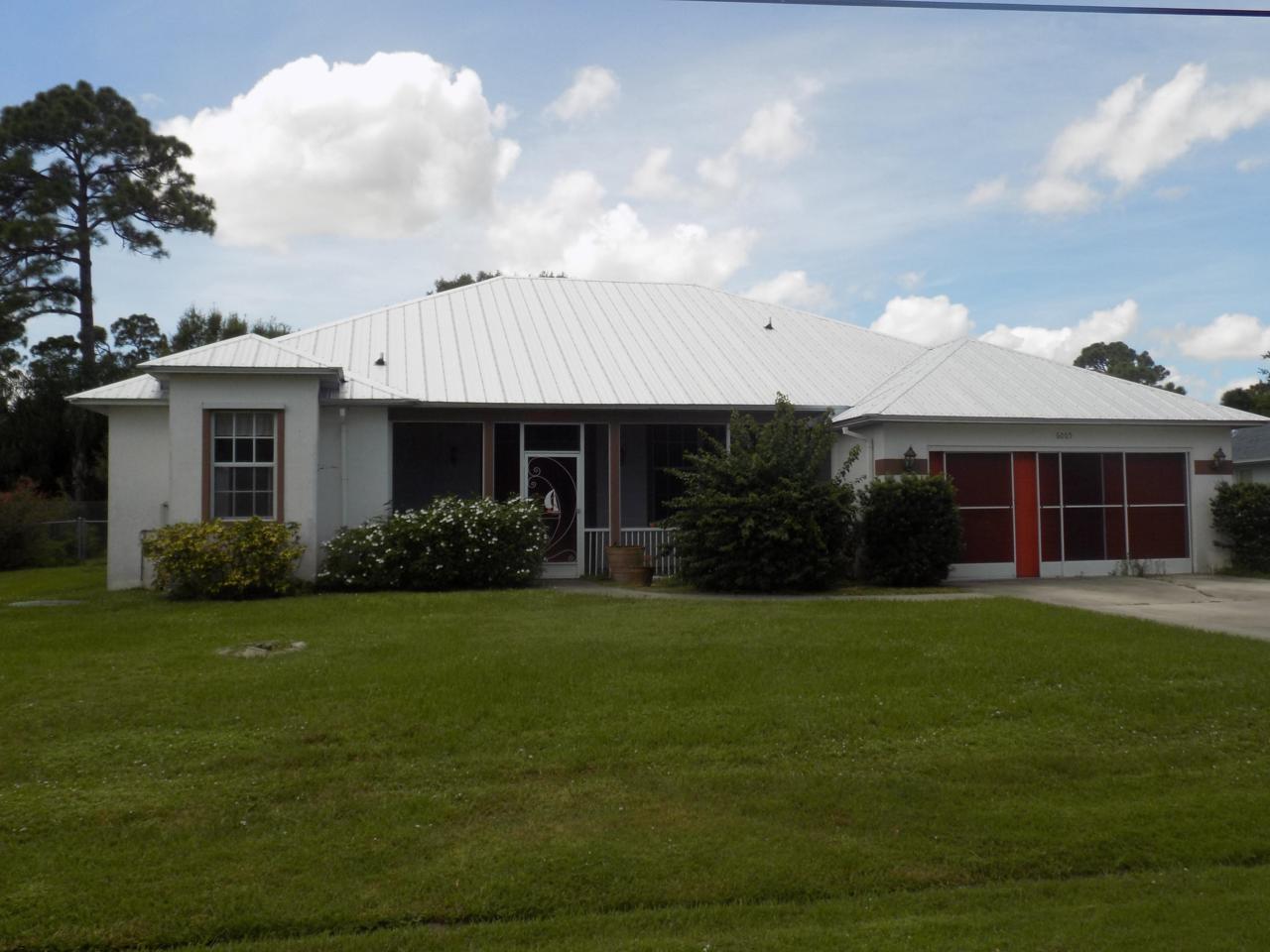 6005 Baynard Drive - Photo 1