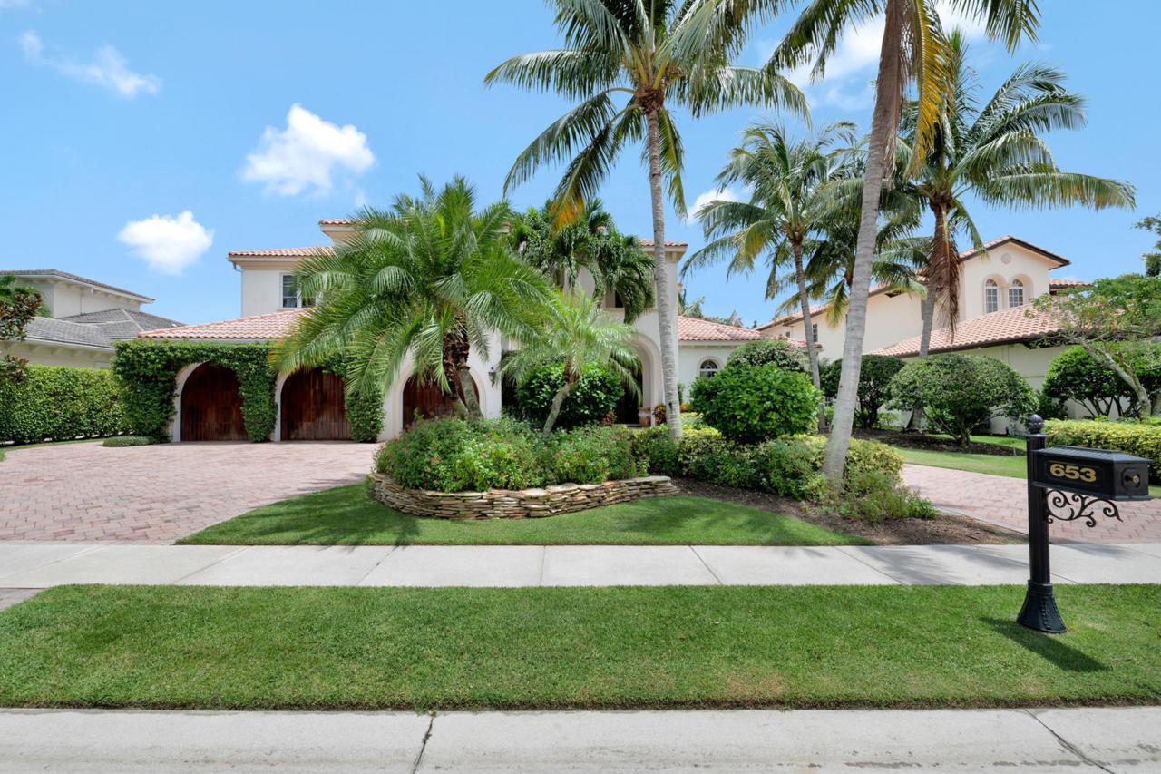 653 Hermitage Circle - Photo 1