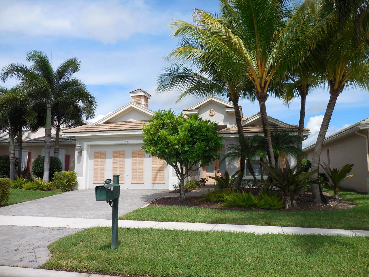 10755 La Strada - Photo 1