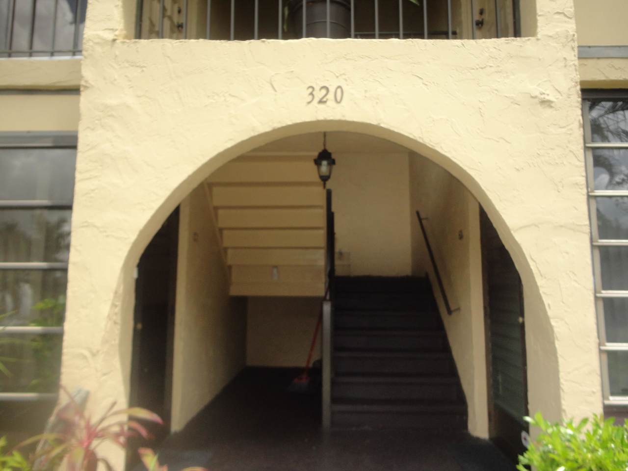 320 Pine Ridge Circle - Photo 1