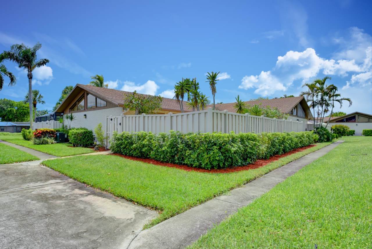 9842 Boca Gardens Trail - Photo 1