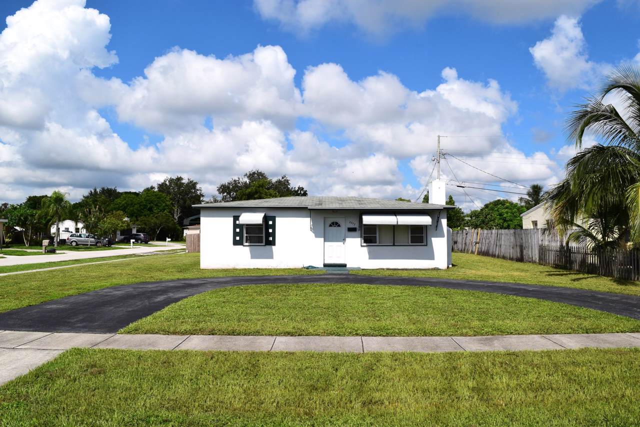 2377 Clubhouse Drive - Photo 1