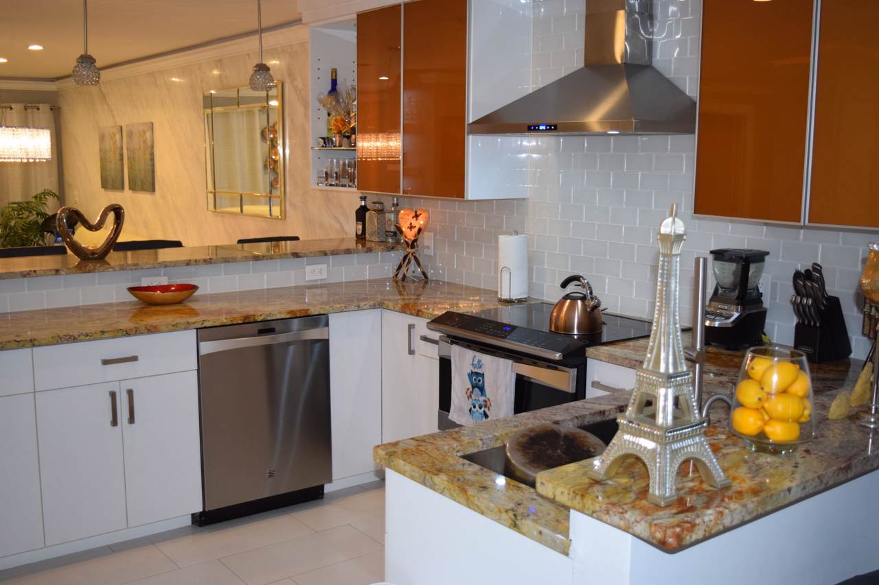500 Crosswinds Drive - Photo 1