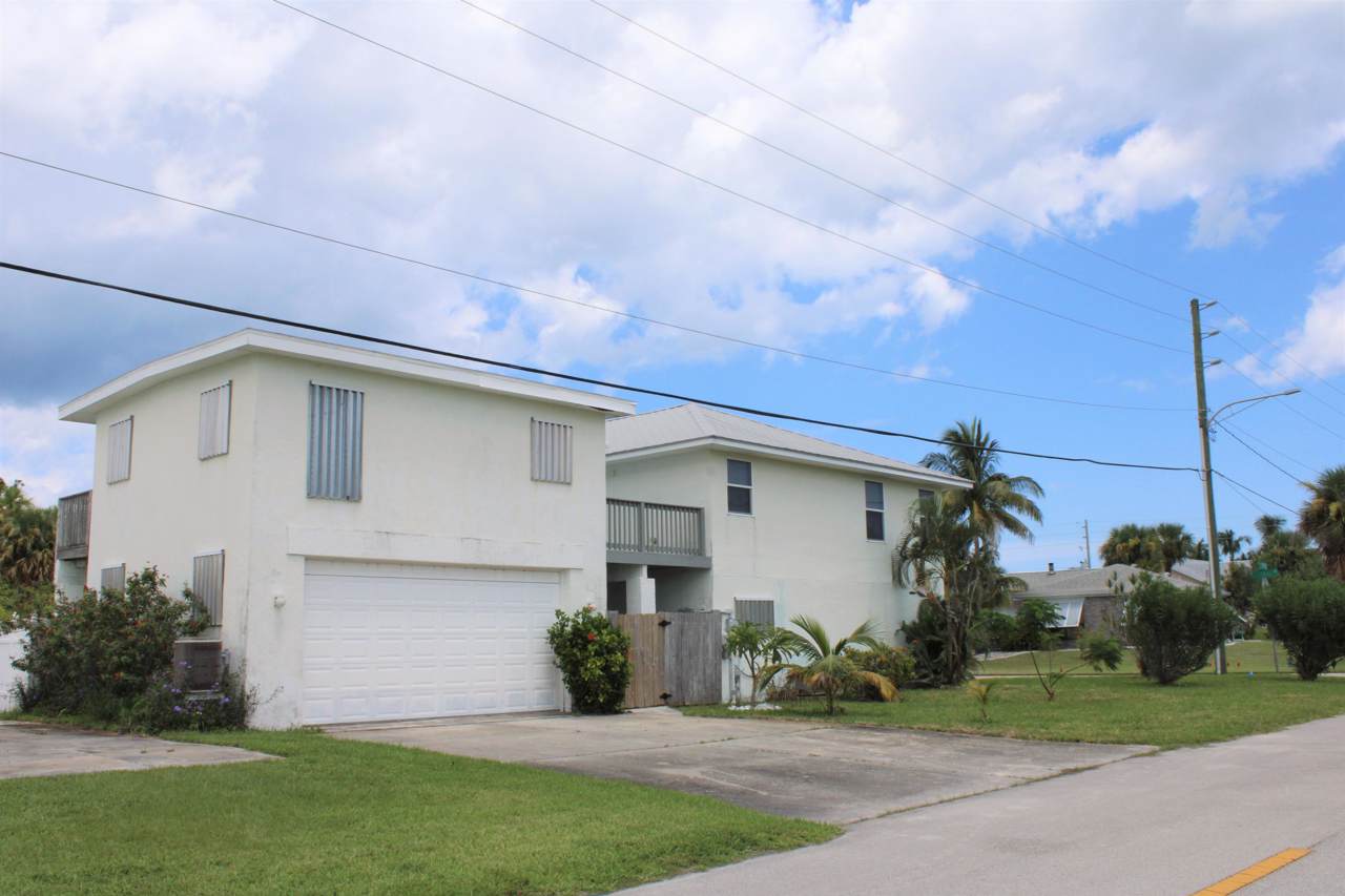 1722 Coral Circle - Photo 1