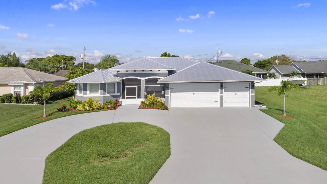3453 Hart Circle - Photo 1