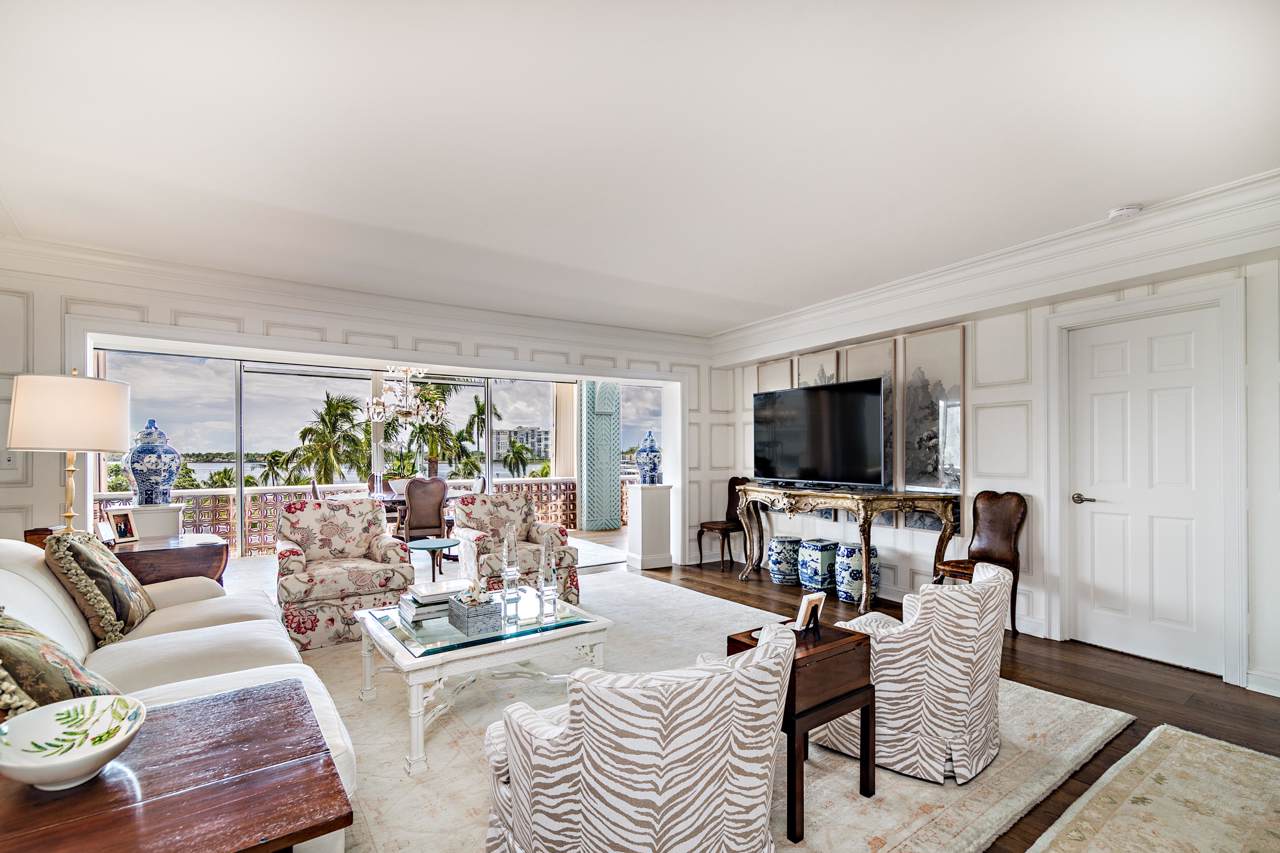 369 Lake Drive - Photo 1