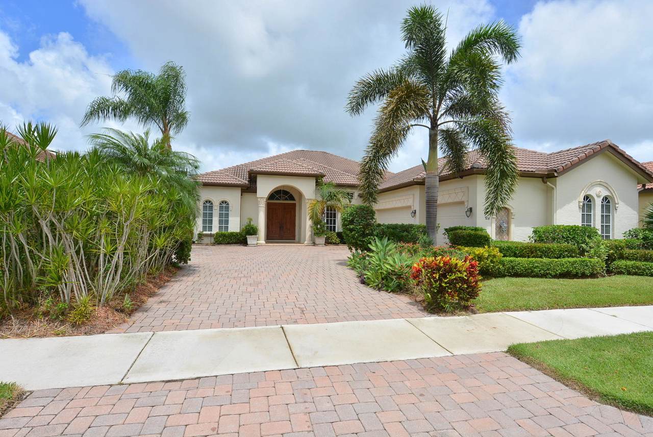 924 Grand Reserve Boulevard - Photo 1
