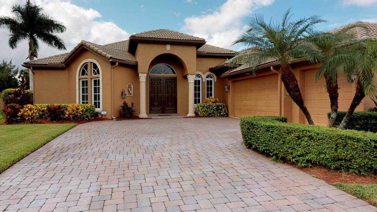 809 Saint Julien Court - Photo 1