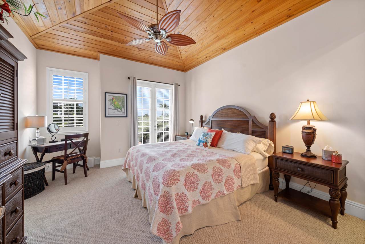 285 6th Avenue - Photo 1