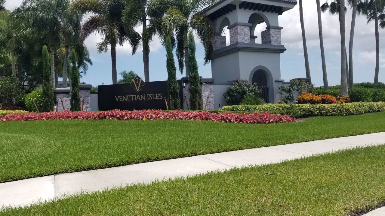8058 Duomo Circle - Photo 1