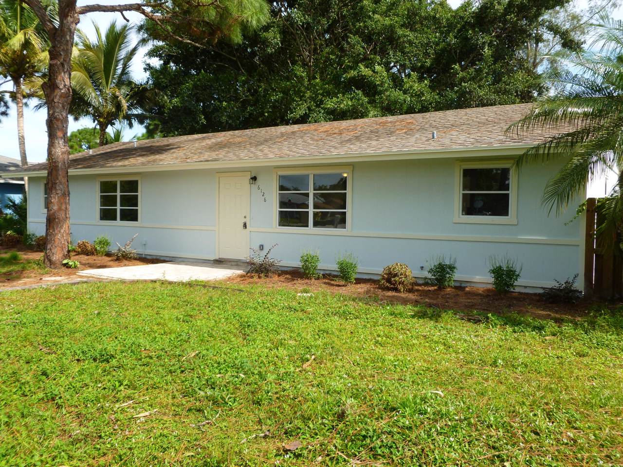 6126 Circle Street - Photo 1