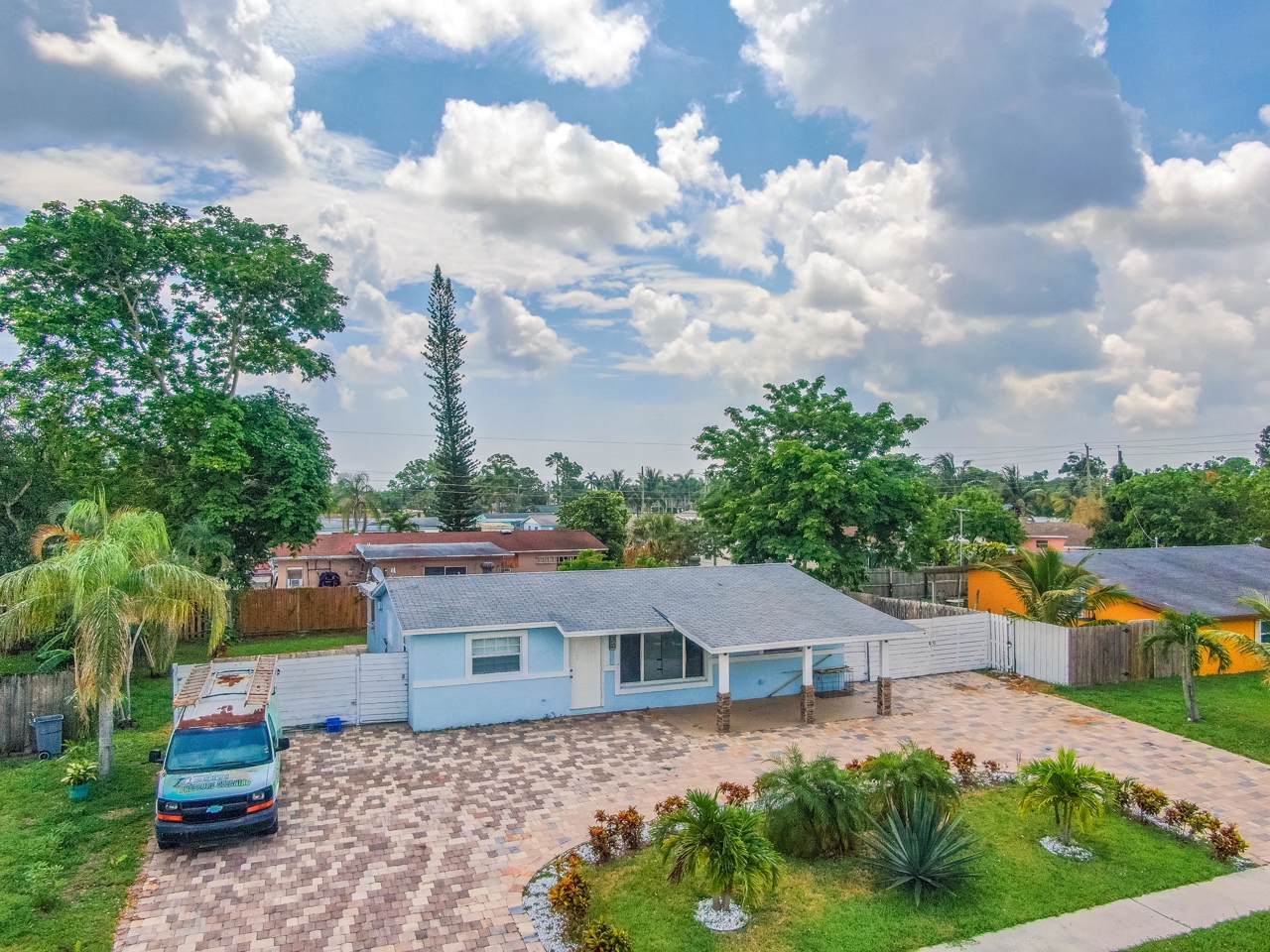 942 Jamaican Drive - Photo 1